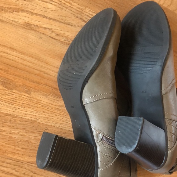 Unisa Ankle Boots size 10 - Picture 5 of 6